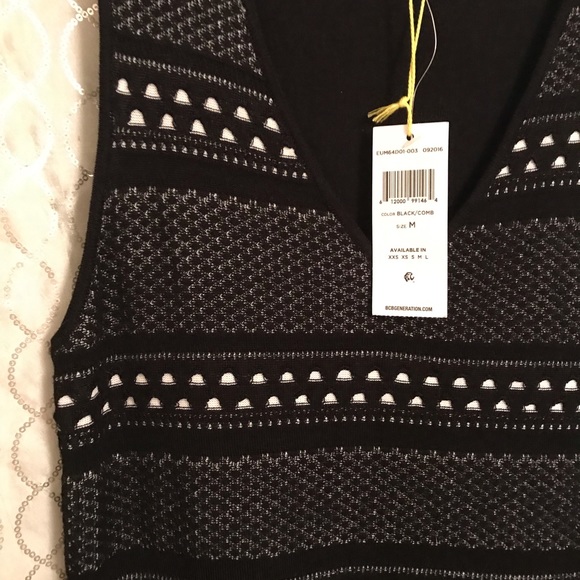 BCBGeneration Black w/ White V-Neck Sweater Dress  Fit & Flair Size Medium - Picture 13 of 13